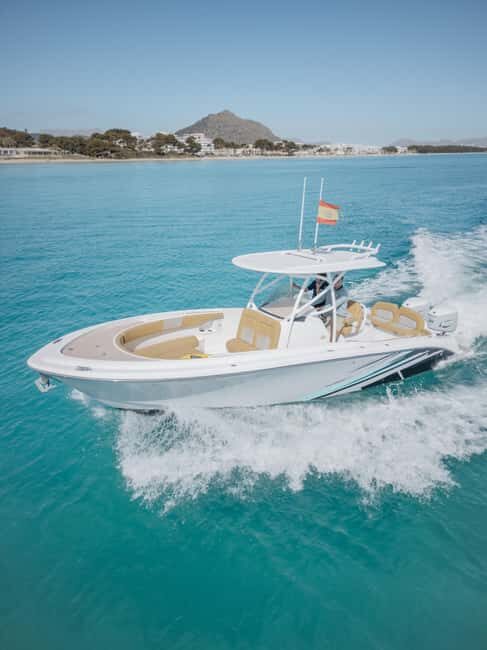 Private Boat 6h visiting Parc Natural with skipper and fuel - An In-Depth Review of the 6-Hour Private Boat Tour in Mallorca