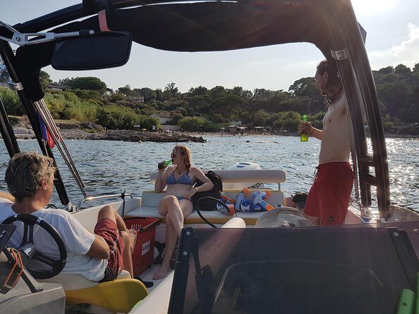 Private Boat Charter in the Bay of St Tropez - What Makes This Tour Stand Out
