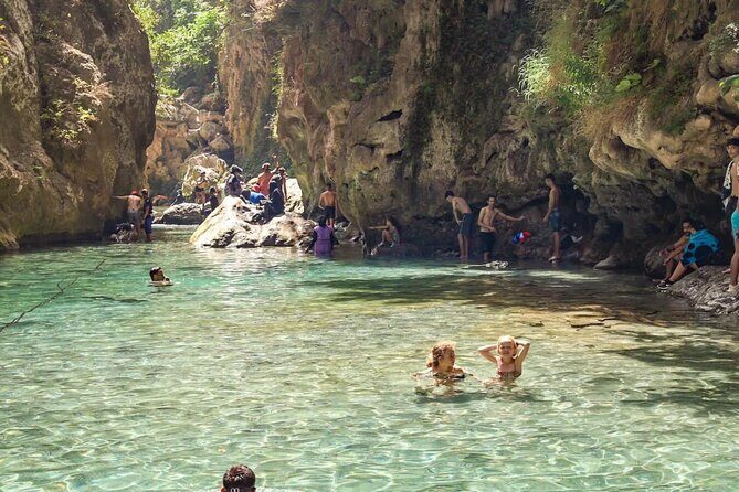 Private Chefchaouen & Akchour Waterfalls Day Trip from Tangier - Transportation & Practicalities