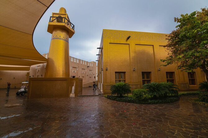 Private City Tour of Doha |Souq Wagif,Corniche,The pearl, Katara - Who Will Love This Tour?