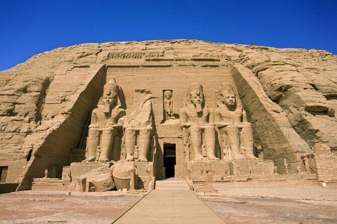 Private Customizable Day Tour To Abu Simbel From Aswan By Private Car - Abu Simbel Temple Complex: The Main Attraction