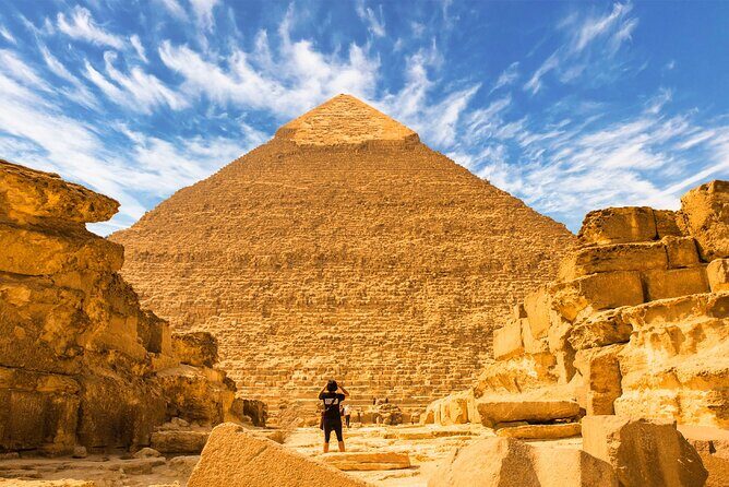 Private Day Tour of Giza Pyramids, Egyptian Museum, and Bazaar" - Who Would Enjoy This Tour?