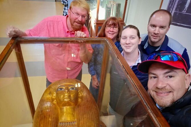 Private day tour to Giza Pyramids and Camel ride & Egyptian Museum - Why This Tour Works Well