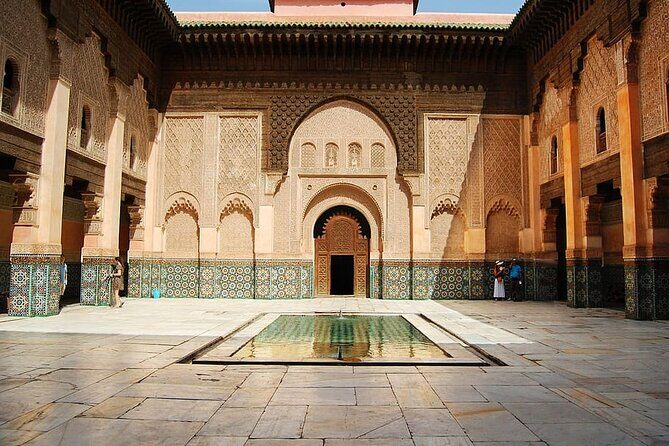 Private Day Trip to Marrakech from Casablanca with Camel Ride - Transport and Guides: Why They Matter