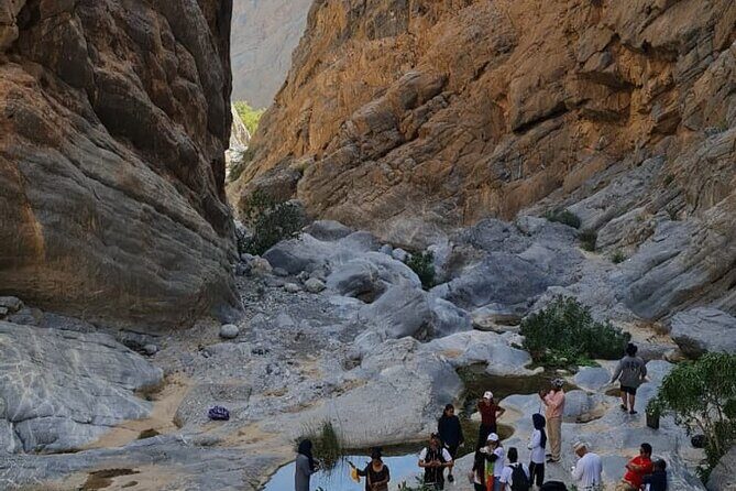 Private Fanja Souq - Fanja Old Village - Wadi Qari Tour - An In-Depth Look at the Tour Experience