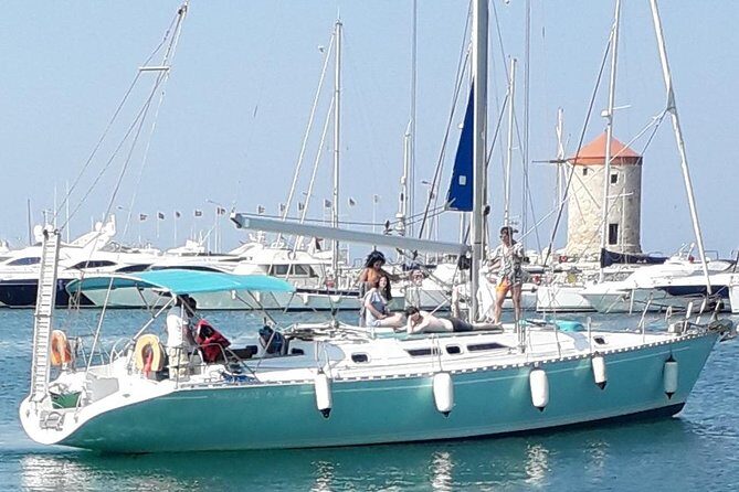 Private Full-Day Cruise in Greece with Lunch - Who Should Consider This Tour?