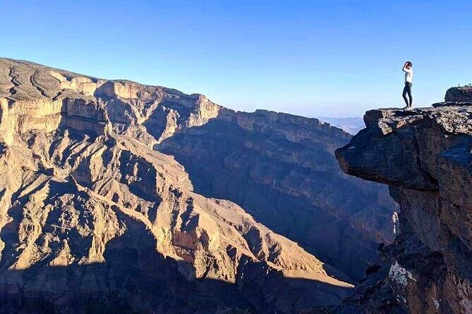 Private Full Day Guided Balcony Walk Hiking to Jebel Shams - The Balcony Walk: A Scenic Marvel