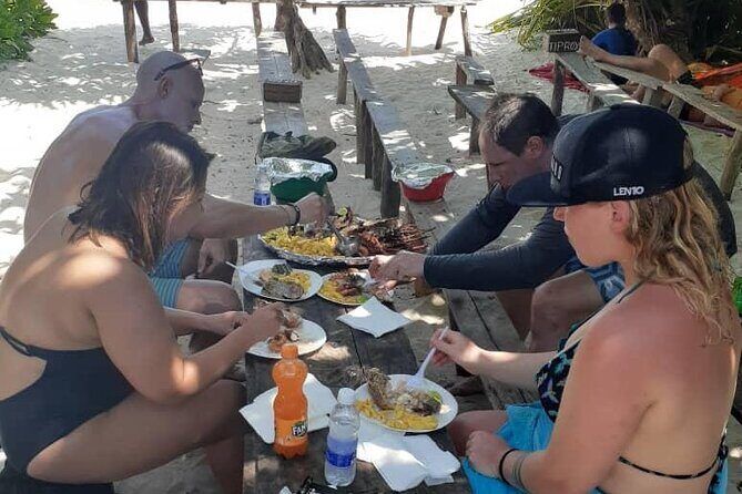 Private Full-day Safari Blue Trip with Lunch buffet - Snorkeling and Water Safety