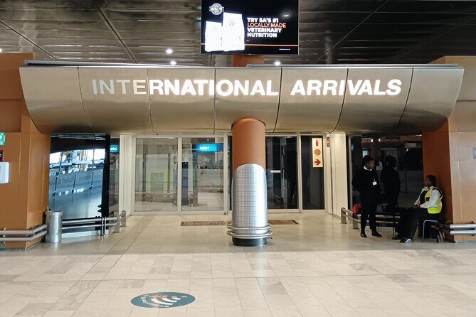 Private Group 4-13 passengers Cape Town Airport Transfers - What’s Included and What’s Not