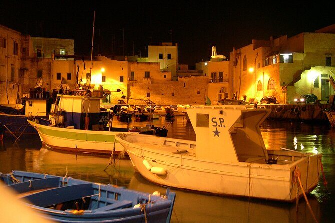 Private guided tour in Monopoli: walking through the old town - Detailed Breakdown of the Itinerary