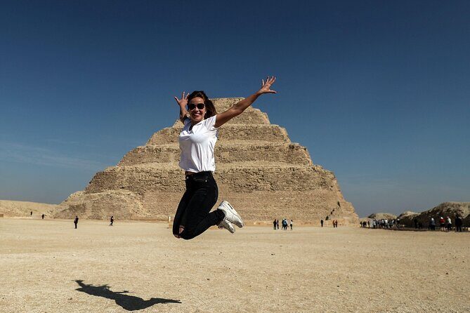 Private Guided Tour to Giza pyramids, Sphinx and Saqqara + Lunch - The Guide and Overall Value