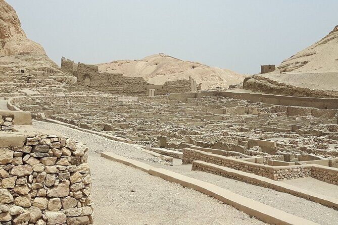 Private Guided Tour to Luxor's East &West Banks Temples and Tombs - FAQ