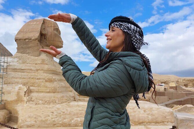 Private Half-Day Guided Tour to Giza pyramids and Sphinx with female guide - The Sum Up