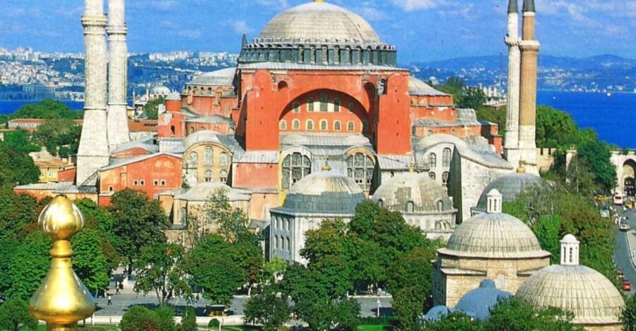 Private Historic Istanbul Half-Day Sightseeing Tour - Touring the Heart of Old Istanbul