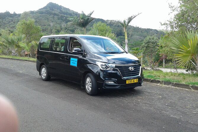 Private Luxury Minibus Transfer from Mauritius Airport to City - What Makes This Service Special?