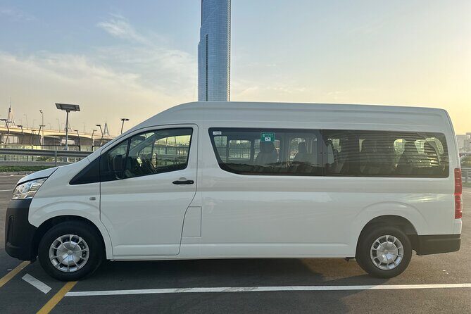 Private Mini Bus Rental With Driver In Dubai - Meeting Points and Accessibility