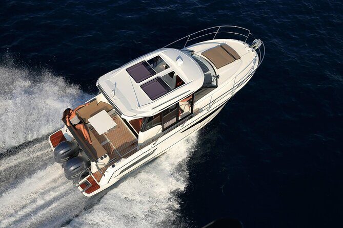 Private Patch Reef Fishing - The Amenities & Meeting Point