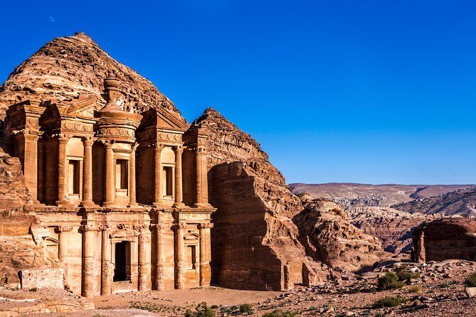 Private Petra Day Trip Including Little Petra from Amman - The Itinerary in Detail: What to Expect