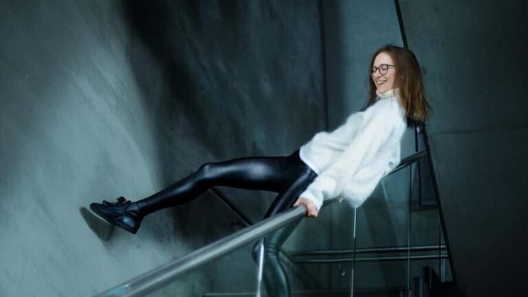 Private photo tour in Cologne  top spots & professional portraits - Analyzing the Value: Is It Worth the Cost?