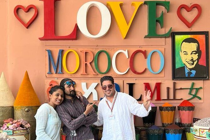 Private Shopping Tour of Marrakech Souks and Galleries - The Itinerary Breakdown