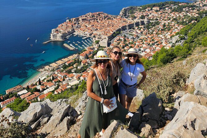 Private Sightseeing Tour in Dubrovnik with a Classic Old Car - Itinerary Breakdown: What to Expect at Each Stop