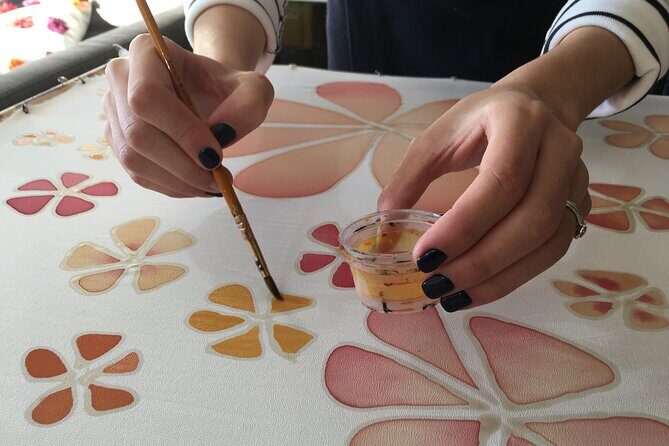 Private Silk Painting Workshop in Jerusalem - Create a scarf - - Who Would Love This Experience?