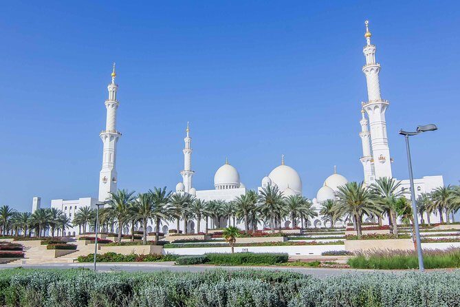 Private Tour: Abu Dhabi Full-Day City sightseeing with Transport from Dubai - Inside the Sheikh Zayed Grand Mosque