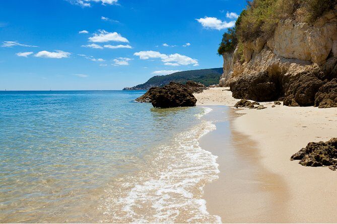Private Tour: Arrábida Natural Park and Sesimbra Day Trip from Lisbon - The Value of a Private Guided Experience
