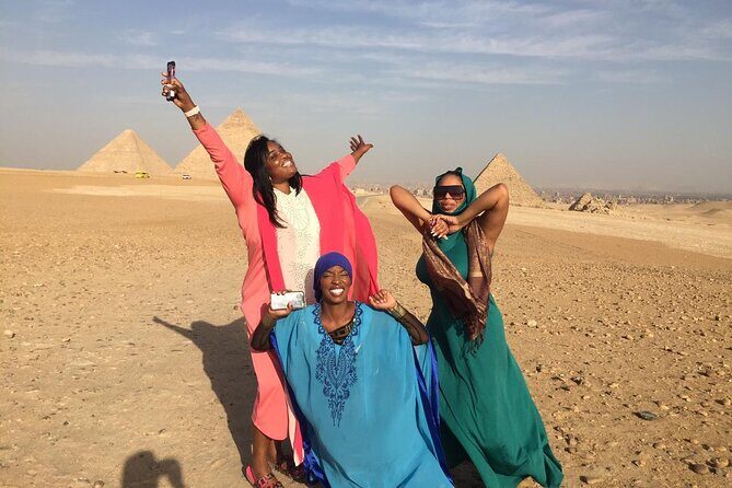 Private Tour Giza pyramids , Sphinx and Egyptian museum with Lunch - Who Should Consider This Tour?