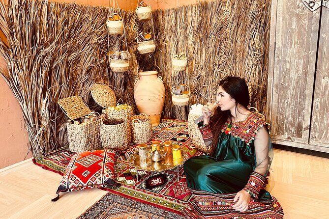 Private Tour Old Dubai Souks Creek and Abra Tour with Tastings - The Value of the Experience