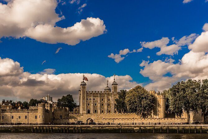 Private Tour: The Iconic Tower of London - Detailed Breakdown of the Itinerary