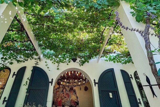 Private Tour to 20 Wine Tasting in Stellenbosch and Franschhoek - FAQs