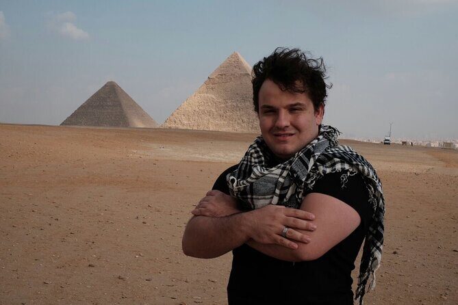Private Tour to Giza Pyramids, Sphinx , Coptic and Islamic Cairo - Markets and Mosques: Cairo’s Vibrant Heart