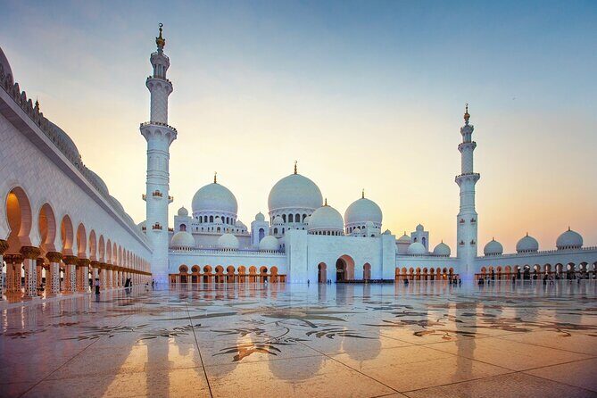 Private Tour To Sheikh Zayed Grand Mosque & Louvre Museum Abu Dhabi From Dubai - Exploring the Itinerary: What to Expect at Each Stop