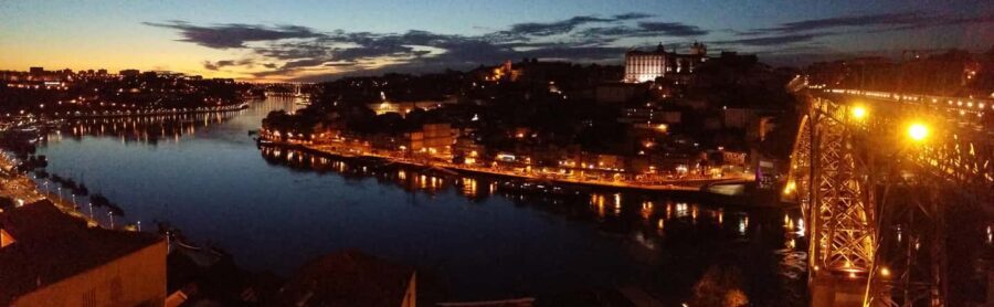 Private Tour-Unique Sunset,Wine tasting,FadoShow+Full Dinner - Discovering Porto by Night: A Detailed Look