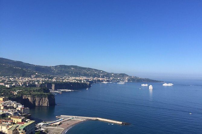 Private Transfer from Rome and nearby to Sorrento or to Positano - Vehicle and Accessibility