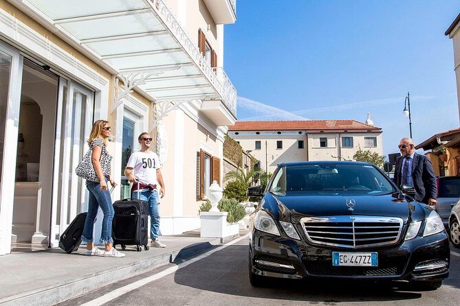 Private Transfer: Sorrento to Naples or Vice Versa - The Vehicle and Comfort Level