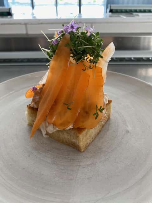 Ragusa: Sunday Brunch with Sparkling Welcome Drink - Wine Pairings: Elevating the Experience