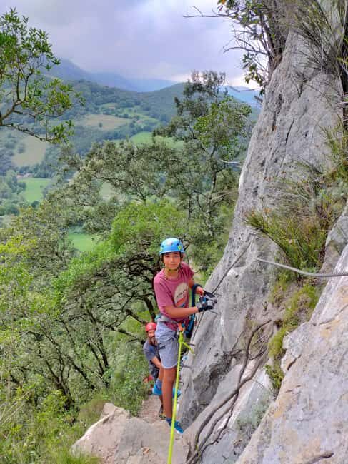 RAMALES DE LA VICTORIA, CANTABRIA: VIA FERRATA OF CALIZ, INITIATION - The Itinerary Breakdown