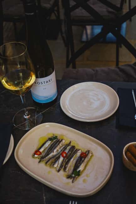Rethymno: Classic Guided Greek Wine Tasting - In-Depth Look at the Wine and Food