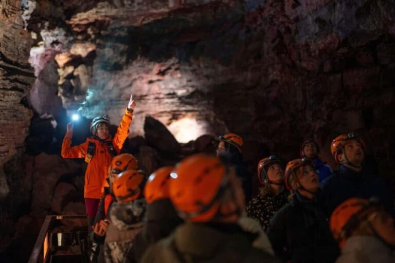 Reykjavik: Evening Lava Tunnel and Northern Lights Hunt - What Makes This Tour Stand Out?