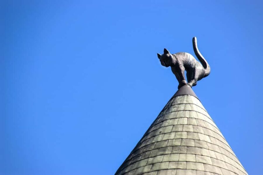 Riga: Old Town Walking Tour in a Small Group or Private - The Itinerary in Detail