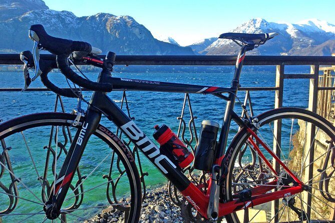 Road Bike tour in Lake Como & Bellagio - Discovering Lake Como on Two Wheels: The Complete Experience