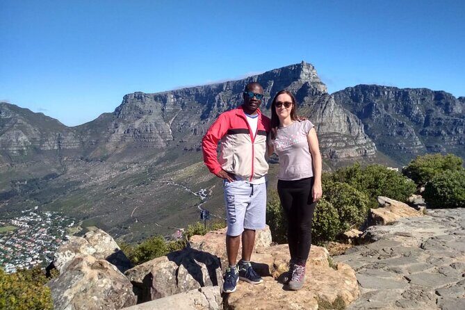 Robben Island with Tickets & Iconic Table Mountain Full Day Tour - Exploring Bo-Kaap: Colorful Streets and Rich Culture