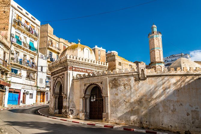 Romantic tour in Oran - Romantic Tour in Oran: A Love Story in Every Corner