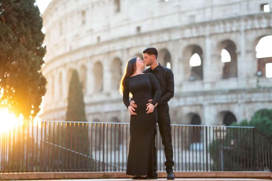 Rome: Colosseum Photoshoot  Private Session - The Personal Touch