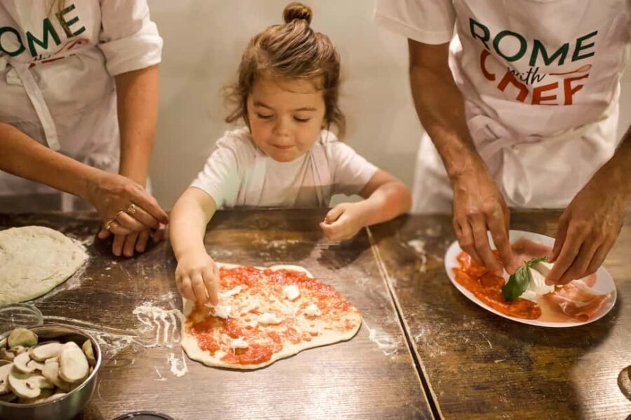Rome: Pizza and Tiramisu Cooking Class Near the Colosseum - The Breakdown: How the Experience Unfolds