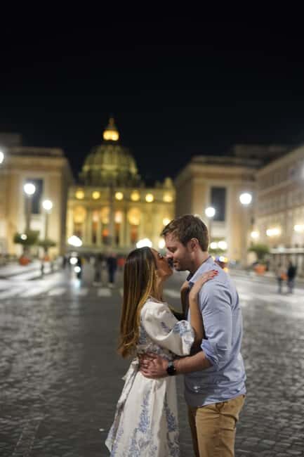 Rome: Vespa Night Experience with Aperol Spritz & Photos - The Experience of Riding a Vespa in Rome