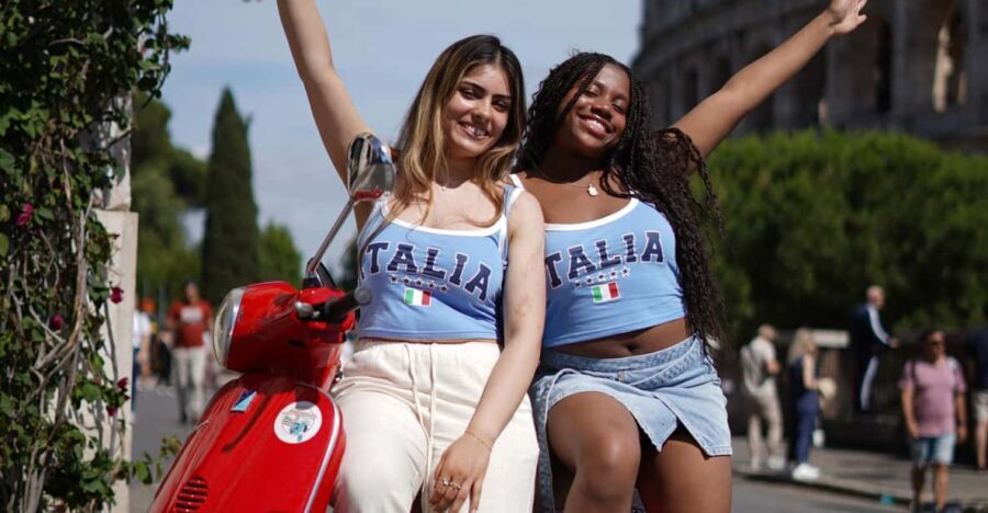 Rome: Vespa Tour with Photo services SmallGroup Highlights - The Authenticity and Fun Factor