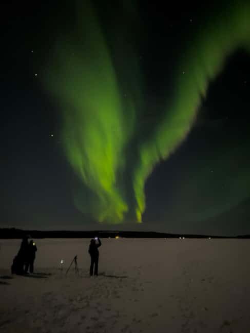 Rovaniemi: Northern Lights Hunt with Local Guides - What to Expect During the Tour